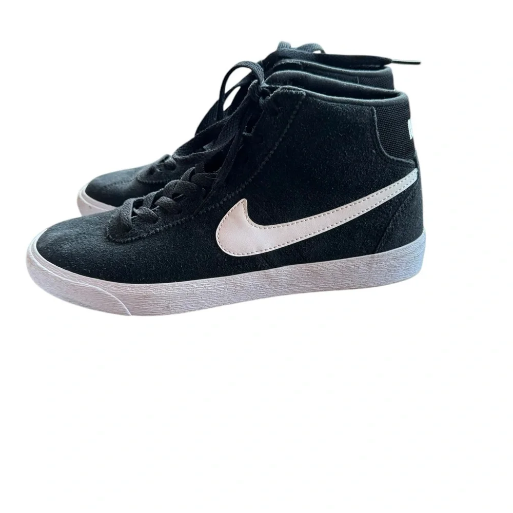 Nike nwob bruin
